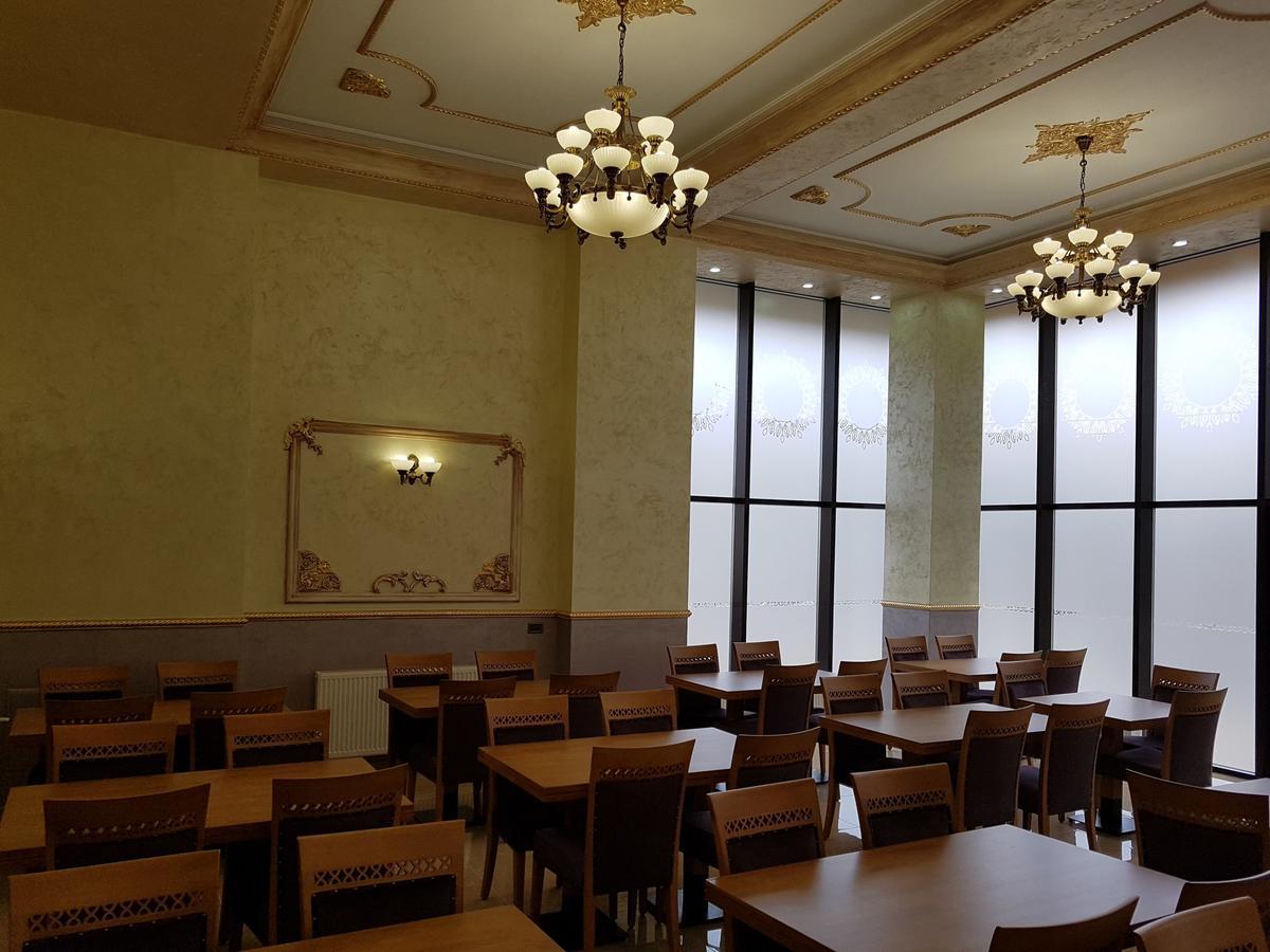 Hotel Ildis Iasi Eksteriør billede